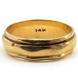 Yellow Gold Men's Wedding Bands